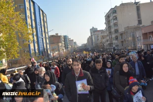 حضور اساتید و کارکنان دانشکده فنی امام محمد باقر(ع) ساری در مراسم وداع با سپهبد شهید حاج قاسم سلیمانی 2