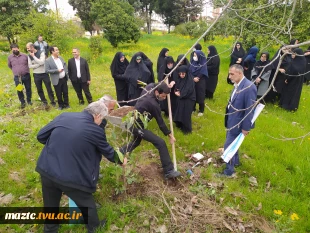 برگزاری آئین نکوداشت روز شهدا و هفته منابع طبیعی و روز درختکاری آموزشکده فنی و حرفه ای قدسیه ساری 12