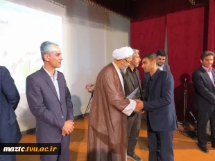 به مناسبت گرامیداشت هفته آموزش و بزرگداشت علامه شهید مطهری و مقام معلم و استاد؛
مراسم تجلیل از اساتید و کارکنان برتر دانشگاه فنی و حرفه ای استان مازندران برگزار شد
 6