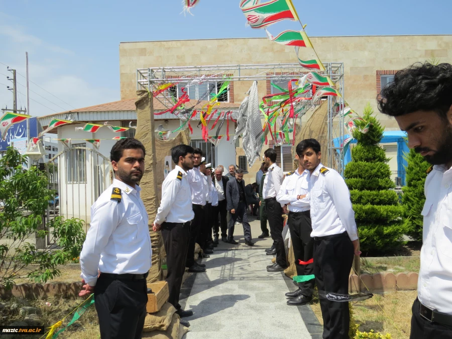 افتتاح المان شهید خوشنام دانشکده ملی مهارت شهرستان محمودآباد و تجدید میثاق با آرمان های شهدا و امام راحل 9